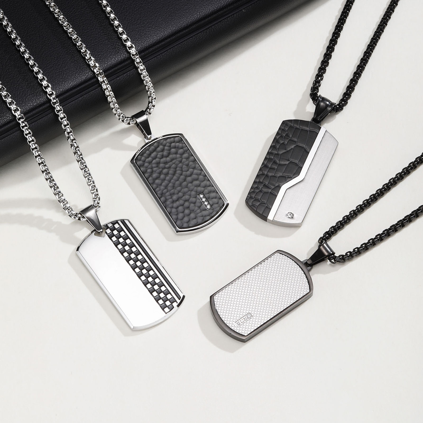 Collier pendentif élégant pour - Mens Dog Tag Necklace avis et prix