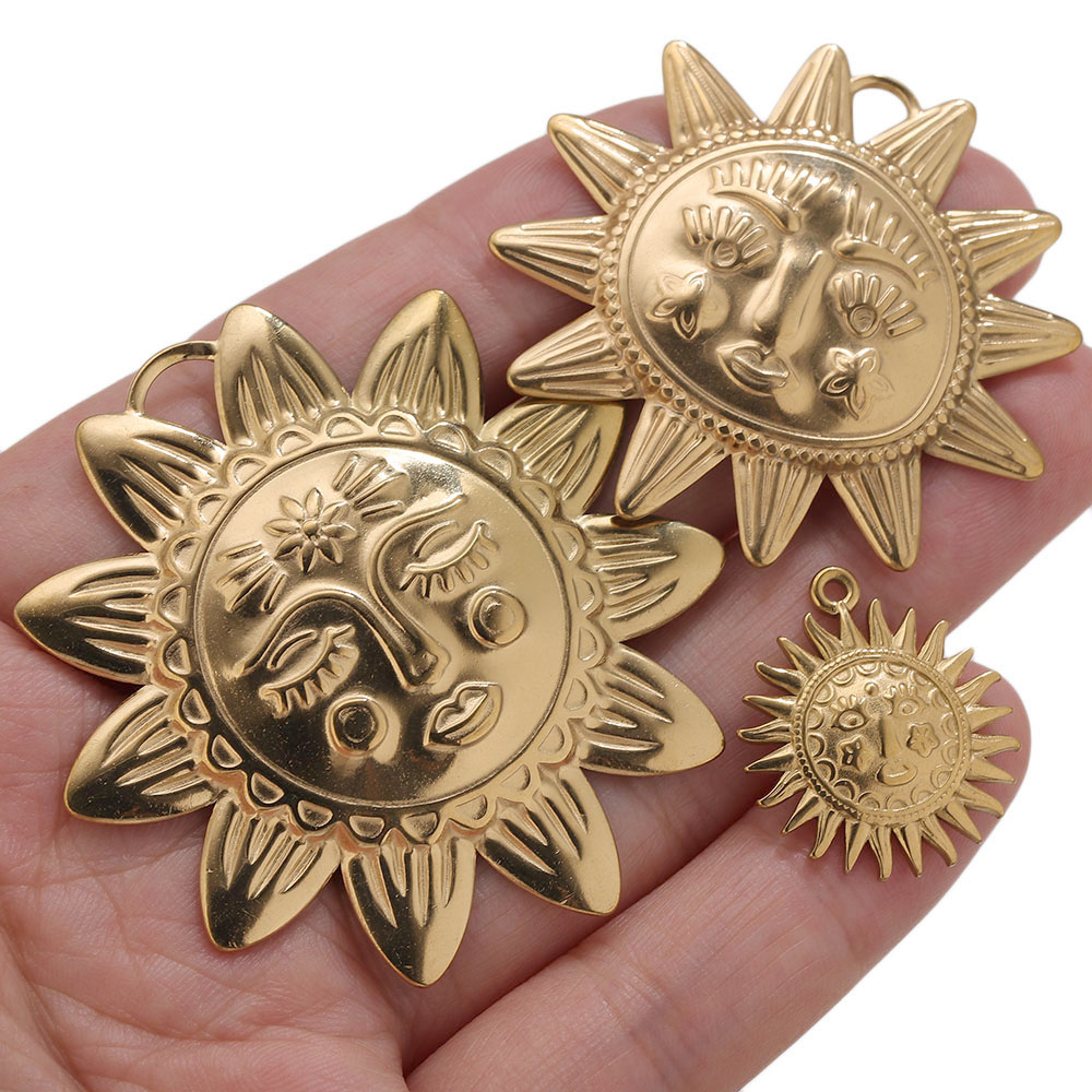 5 Breloques PVD Or en Acier In - Moon Star Earrings avis et prix