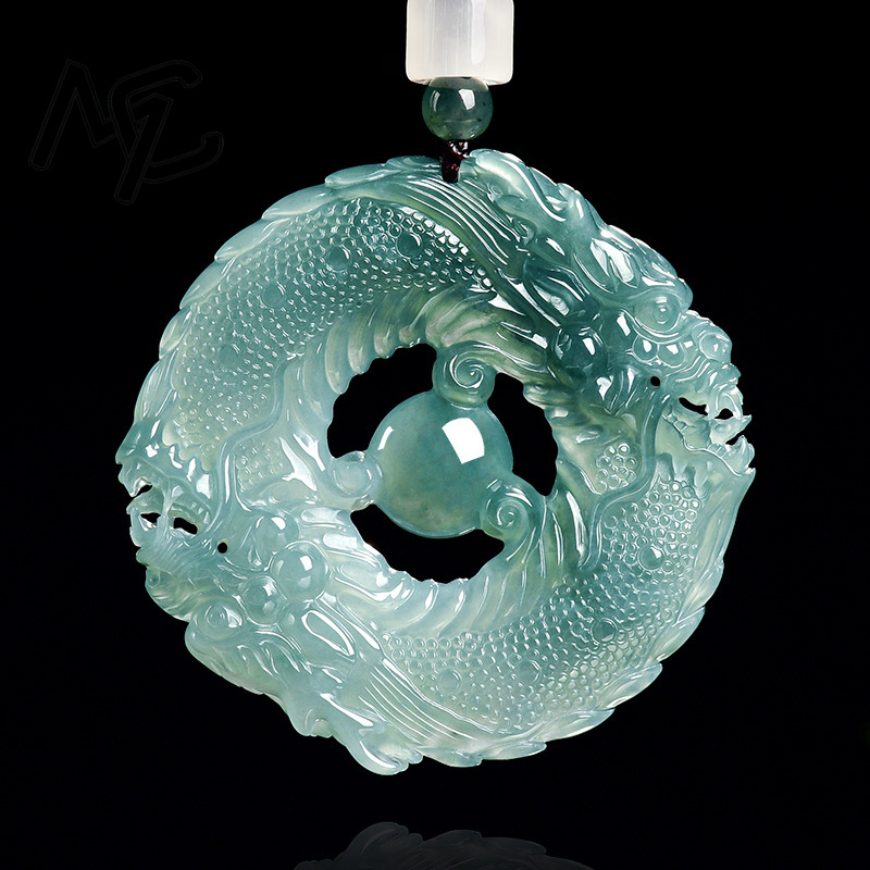Collier pendentif en jade bleu - Jewelry & Watches Ltd avis et prix