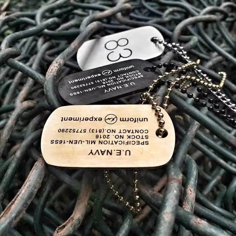Street Hip Hop Lightning No. 8 - Mens Dog Tag Necklace avis et prix