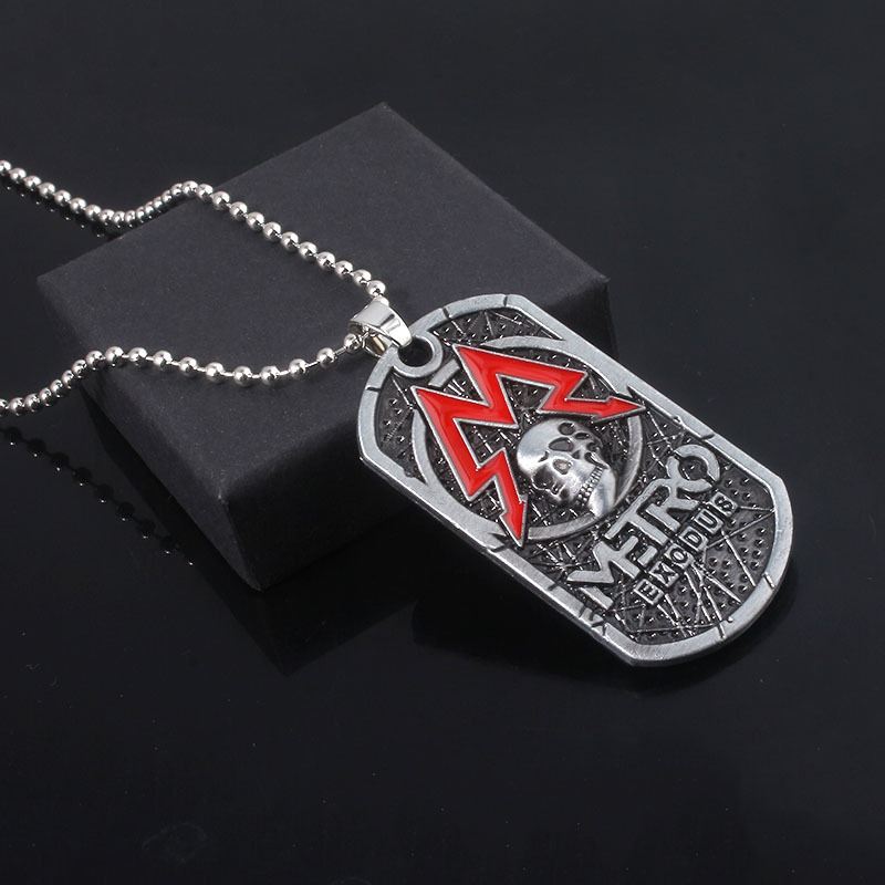 Jeu Metro Exodus 2033 porte-cl - Mens Dog Tag Necklace avis et prix