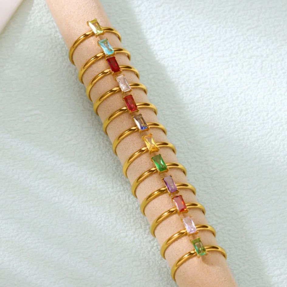 Bagues en pierre de naissance  - Birthstone Ring Set avis et prix