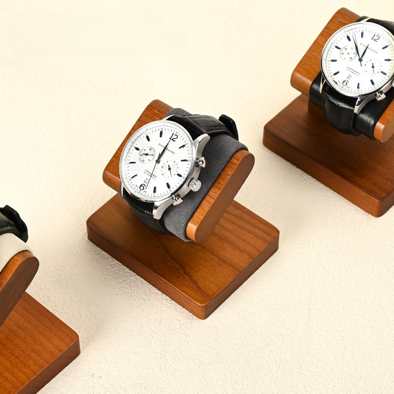 Présentoirs de montres en bois - Jewelry And Watches Exhibition avis et prix