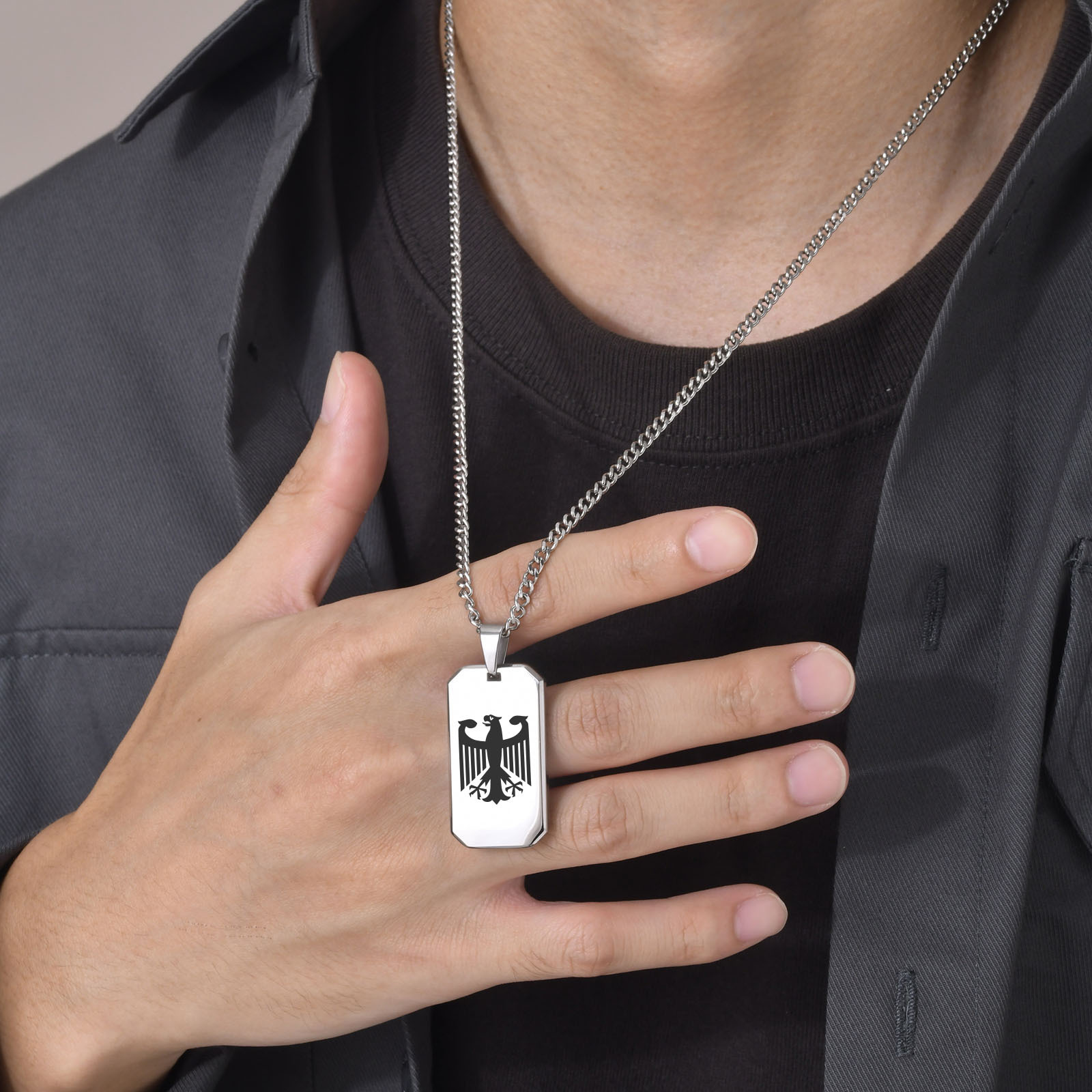 Colliers carrés d'aigle allema - Mens Dog Tag Necklace avis et prix
